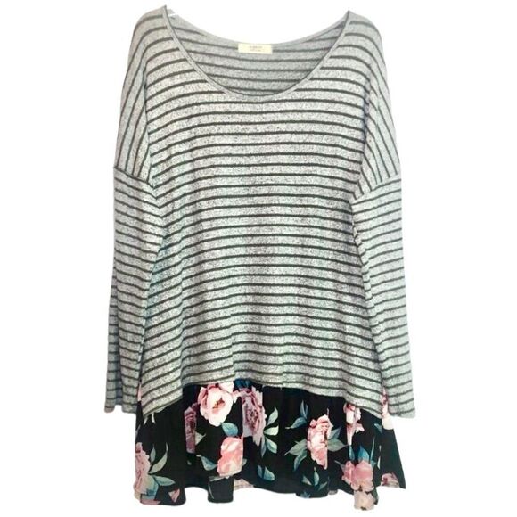 NEW Striped Knit Top with Floral Ruffle in Grey/Black/Pink/Green Women’s XXXL - Picture 3 of 7